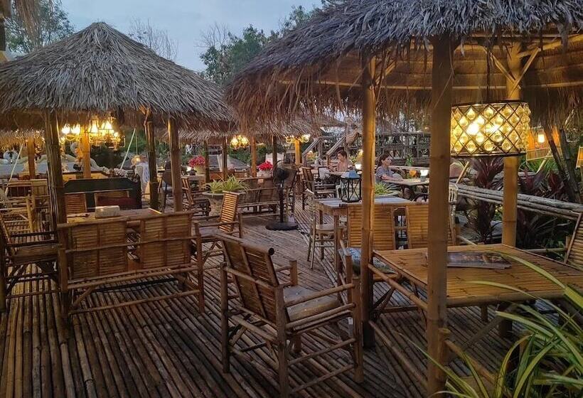 리조트 Jungle Moon Boutique Homestay