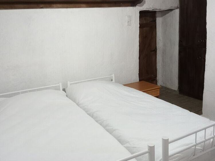 Bed and Breakfast Koca Kapı Konaklama