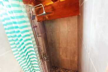 تختخواب و صبحانه Mell10 House