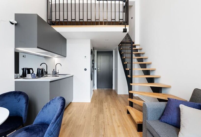 Bob W Duo Lofts