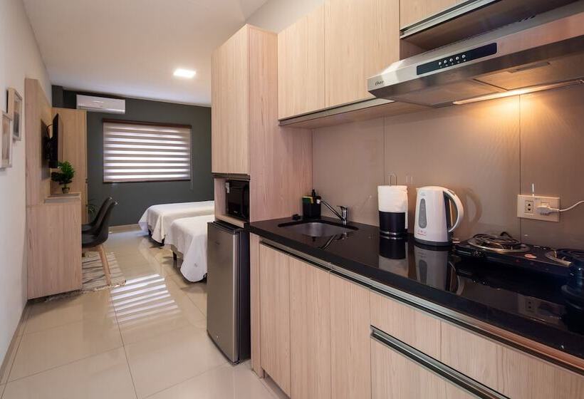 Equipetrol Suites Apart