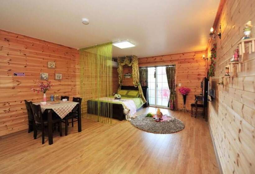 Gyeongju Ocean Tour Pension