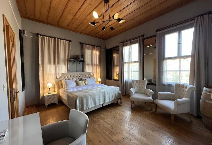 مسافرخانه Grace Lounge Premium