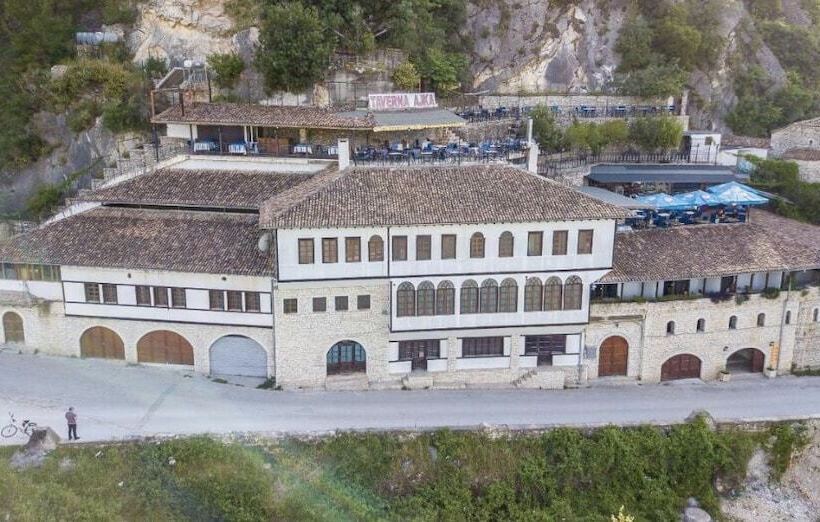 בית מלון כפרי Ajka