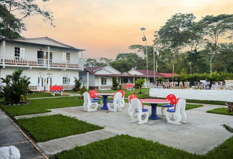 هتل Cabañas American Dream