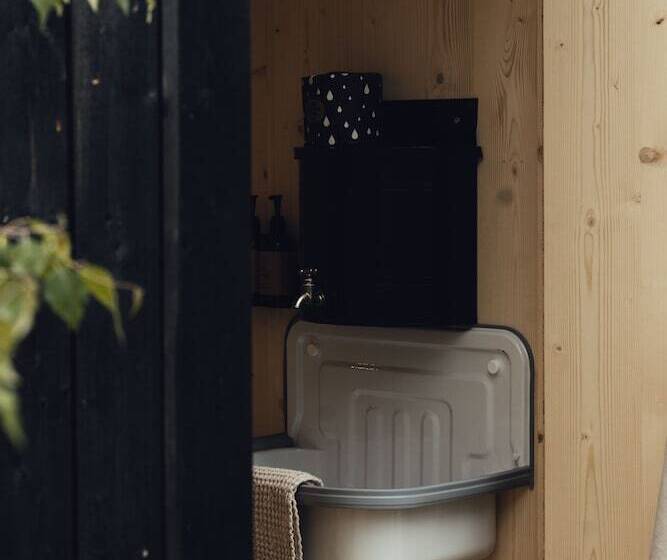 בית מלון כפרי Hilltop Forest