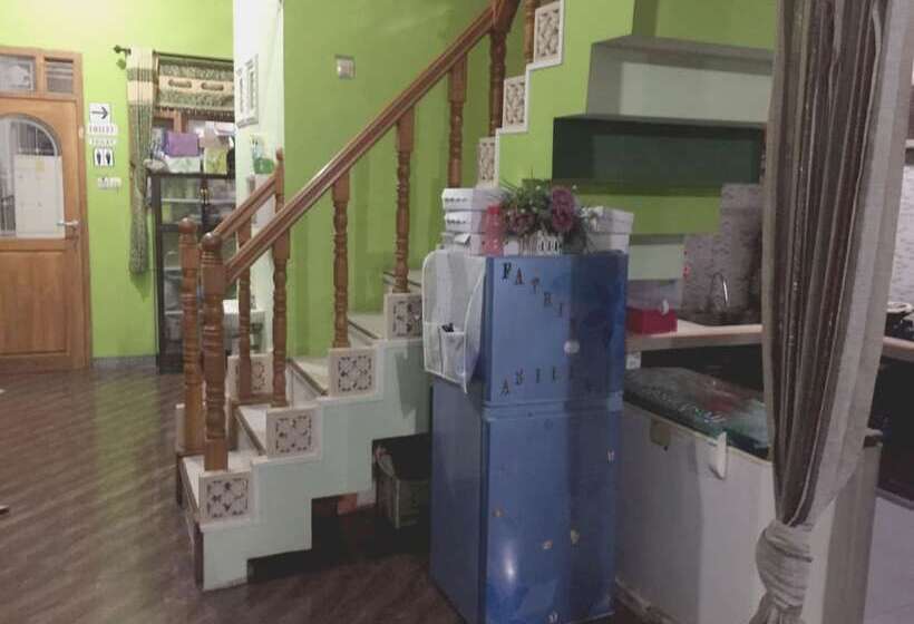 فندق Oyo 93055 Fathin