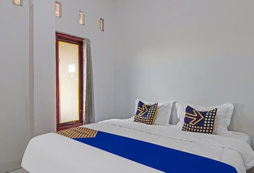 هتل Spot On 92498 Fanni Homestay