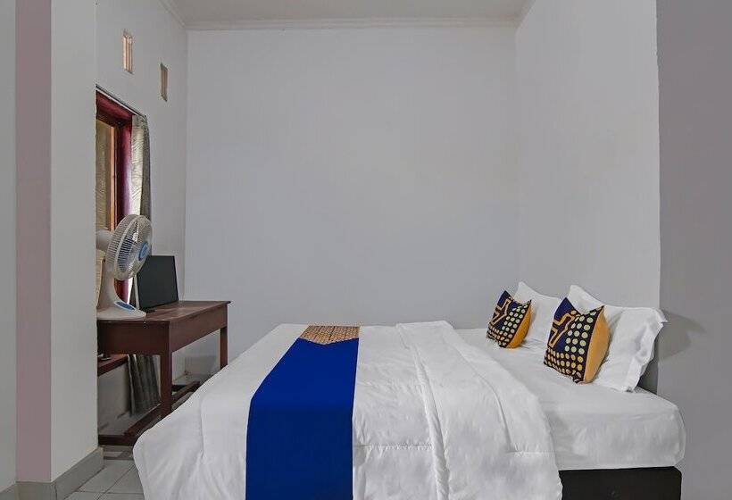 هتل Spot On 92498 Fanni Homestay