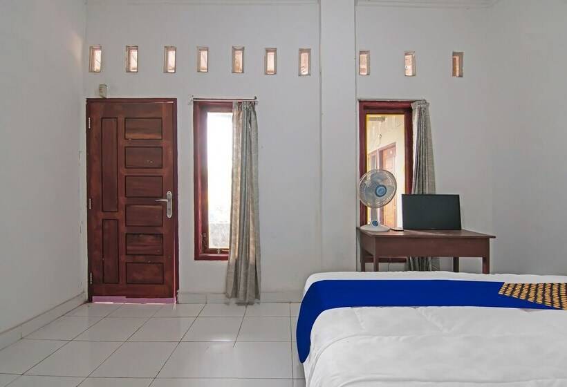 هتل Spot On 92498 Fanni Homestay