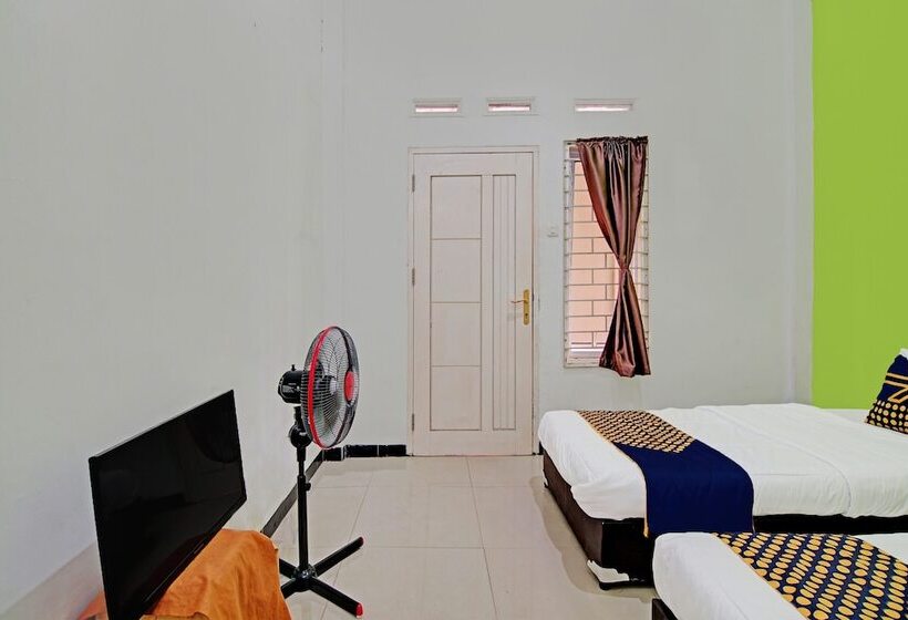 هتل Spot On 92536 Teguh Homestay Syariah