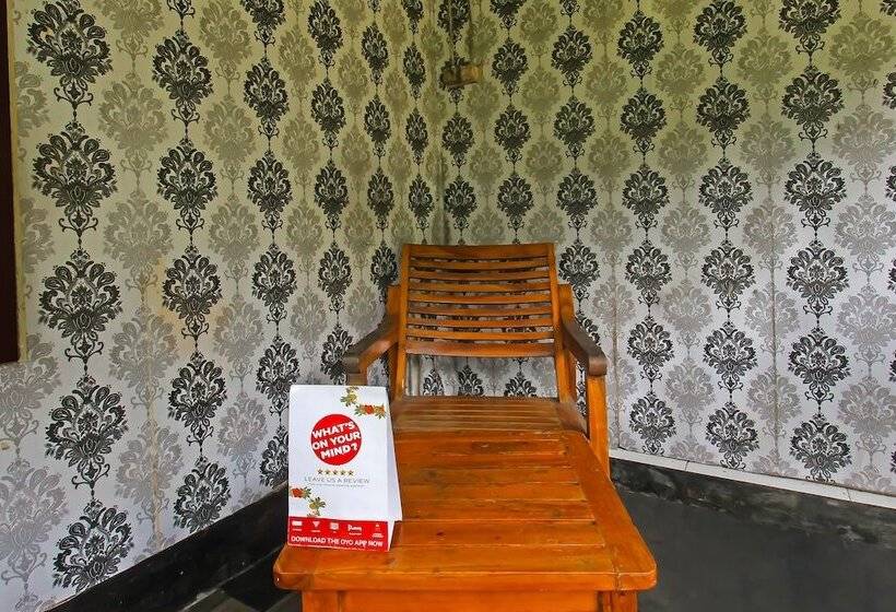 Отель Spot On 92567 Jati Homestay Near Taman Suranadi
