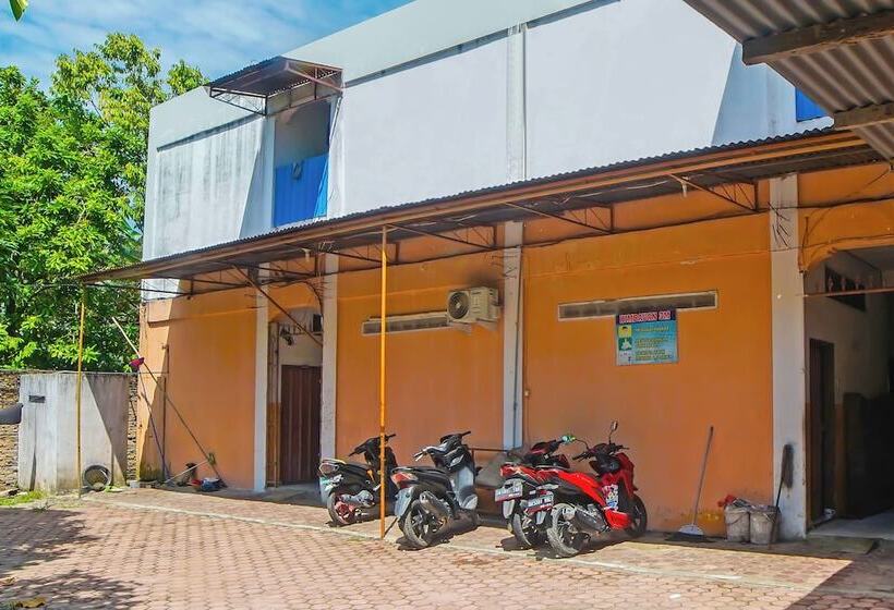 فندق Spot On 92600 Mandiri Inn