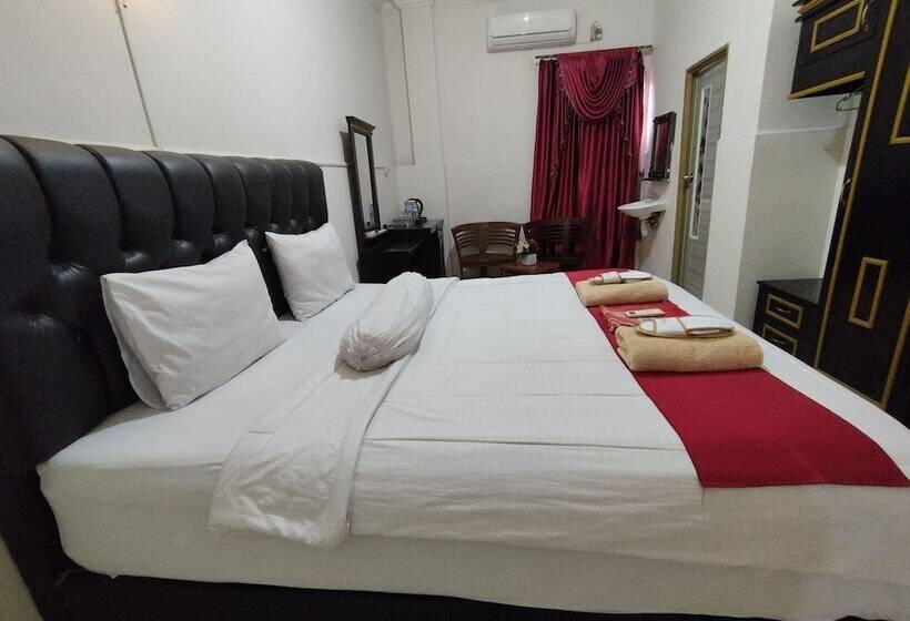 هتل Spot On 92695 My Kost Syariah