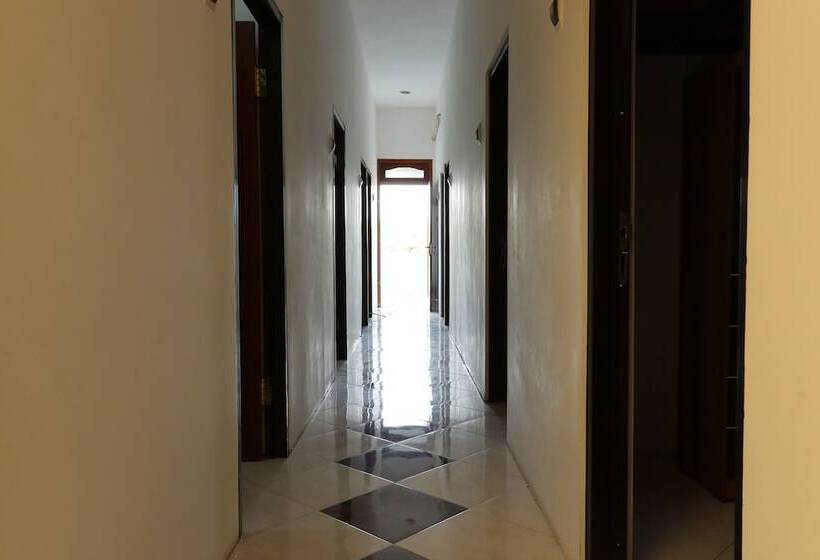 בית מלון כפרי Spot On 93189 Rumah Berkah Syariah