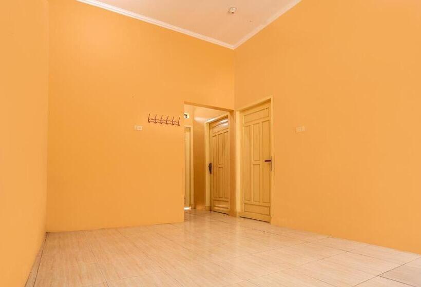 هتل Spot On 92523 Homestay Pasir Padi Permai Syariah