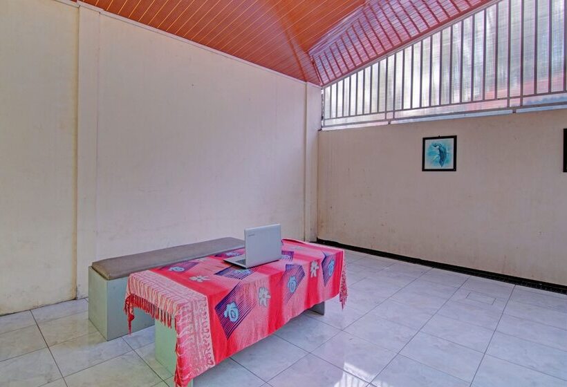 هتل Swakarya Guest House By Oyo