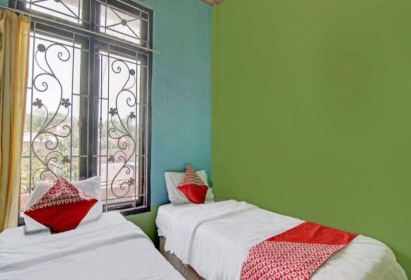 هتل Swakarya Guest House By Oyo