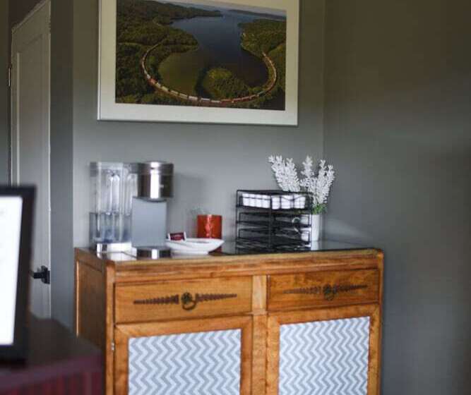 Jackfish Lake Cottages Motel