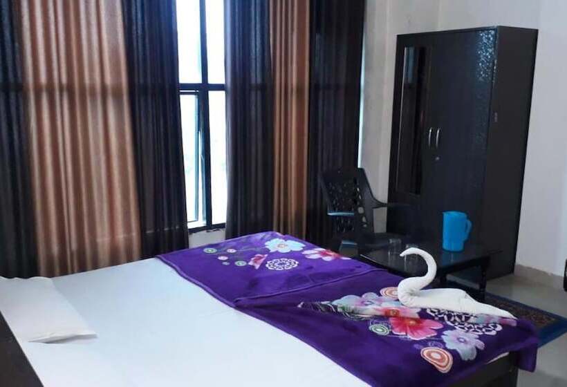 Mgh 114 Hotel Krishna Udaipur