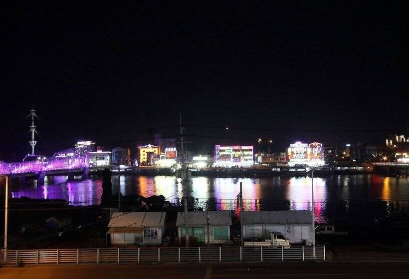 فندق على الطريق Yeongdeok Ganggu Port Yam