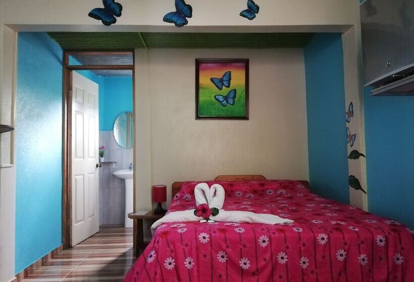 پانسیون Cabinas Cascada Rio Celeste