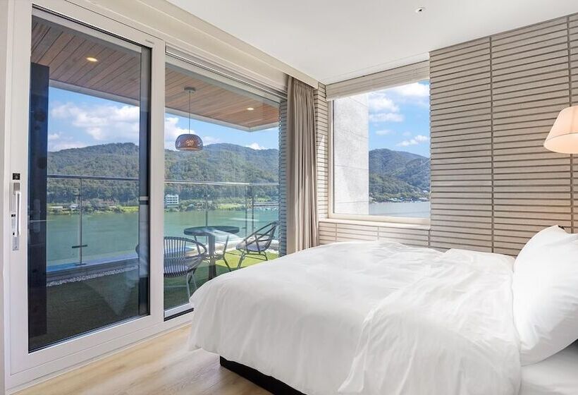 膳宿费 Gapyeong Laputa Resort