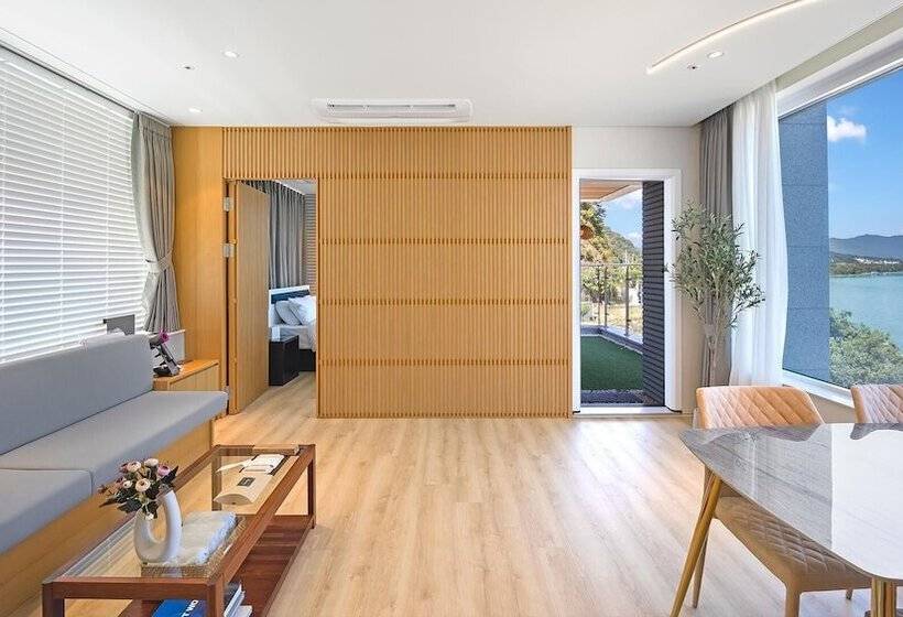 膳宿费 Gapyeong Laputa Resort