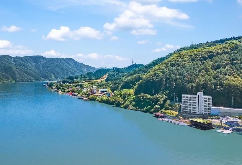 膳宿费 Gapyeong Laputa Resort
