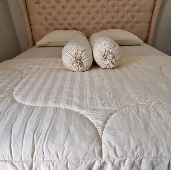 پانسیون Oemah Wisata Ringinsari