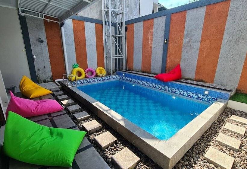 پانسیون Oemah Wisata Ringinsari