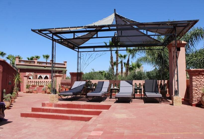 پانسیون Villa Dalia