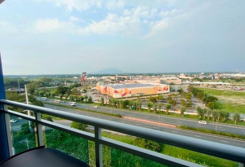 The Aces Crib At Azure North Pampanga
