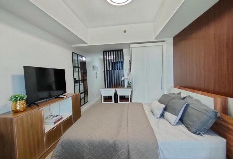 The Aces Crib At Azure North Pampanga