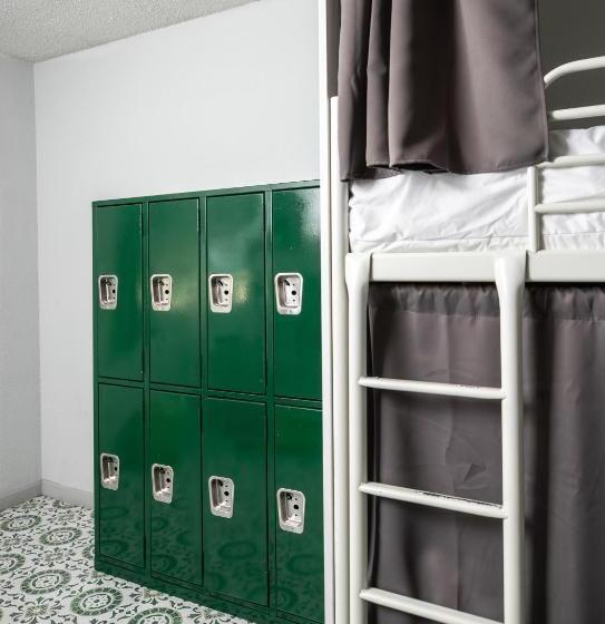 Bungalows Hostel