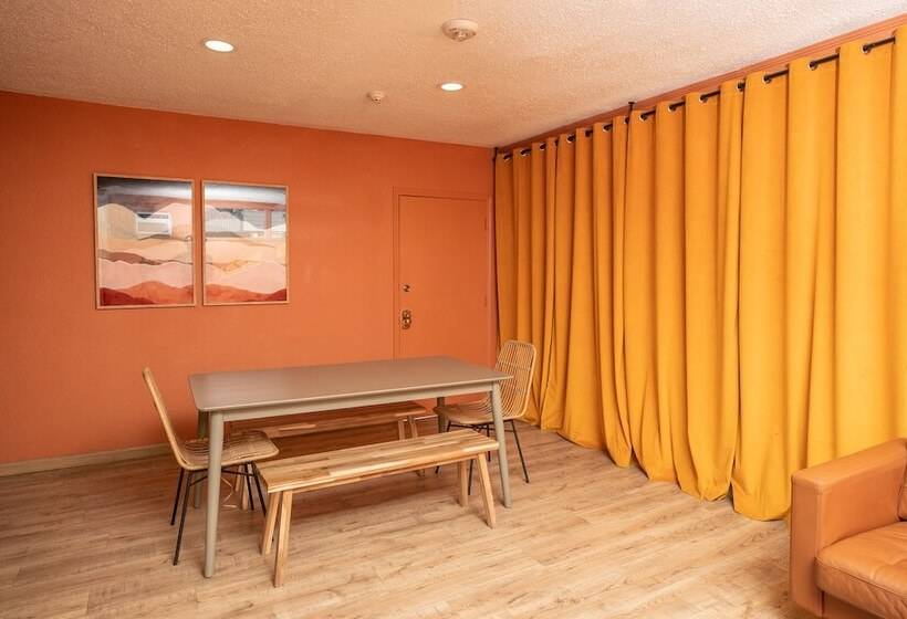 Bungalows Hostel