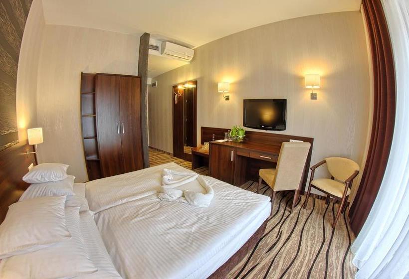 בית מלון כפרי Arkas