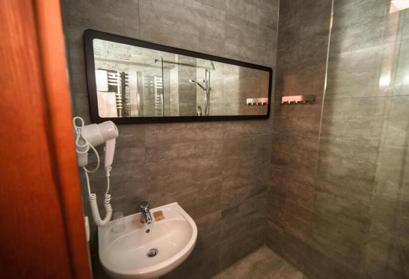 בית מלון כפרי Dworek Biały Domek