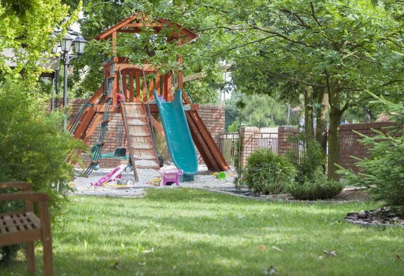 בית מלון כפרי Dworek Biały Domek