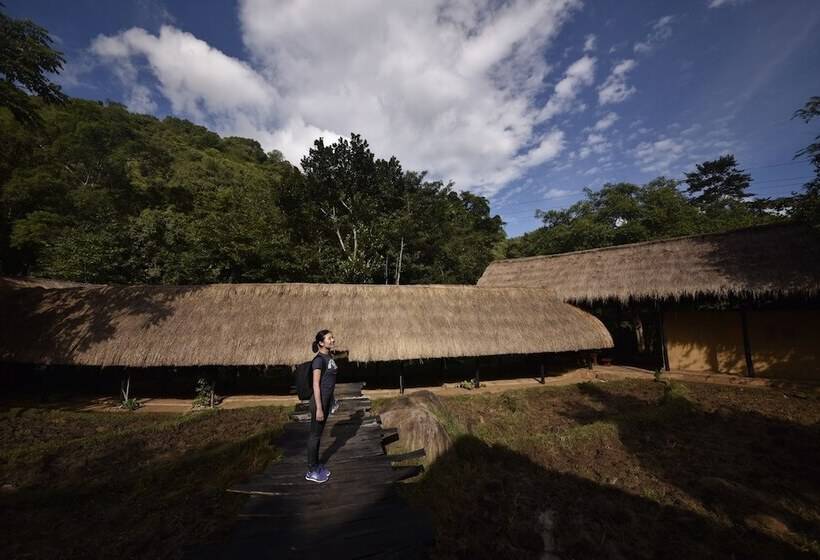 בית מלון כפרי Ella Jungle Resort