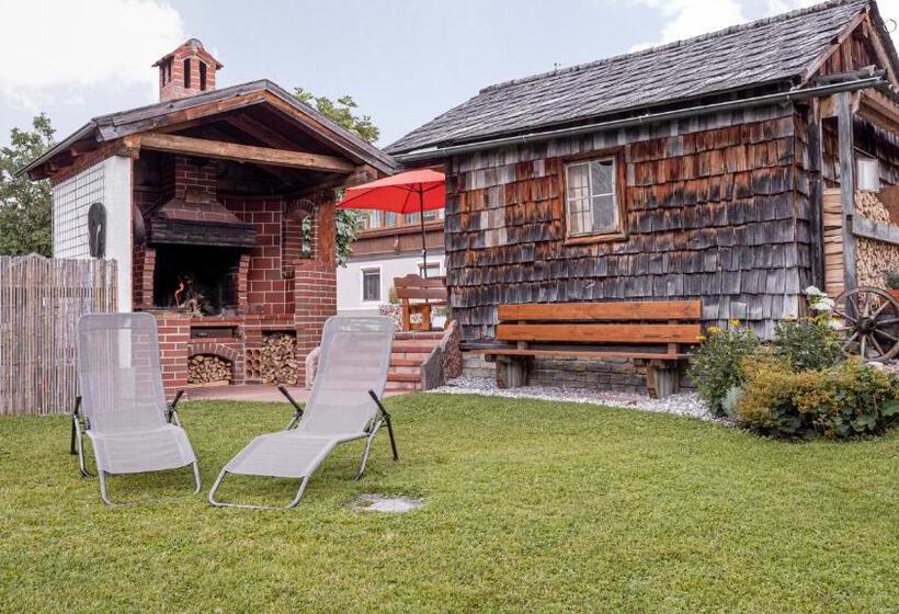 هتل Haus Regina