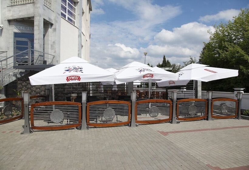 Отель Iskierka Business & Spa