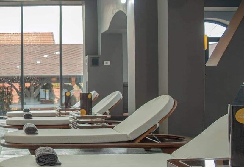 فندق Q Resort And Spa
