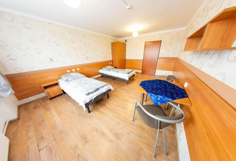 ホテル Twój Hostel Ruda śląska