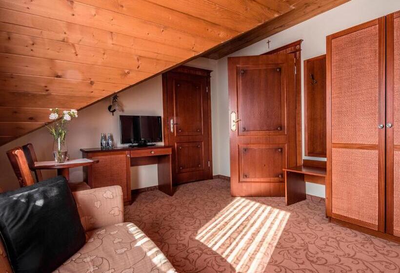 هتل Villa Magnat Spa, Jacuzzi, Sauna, Tężnia Solankowa