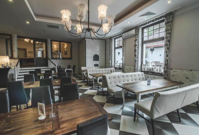 فندق Medical Wellness & Spa Werona