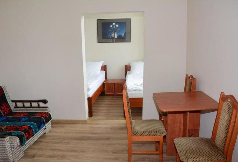 בית מלון כפרי Zamek Otmuchów