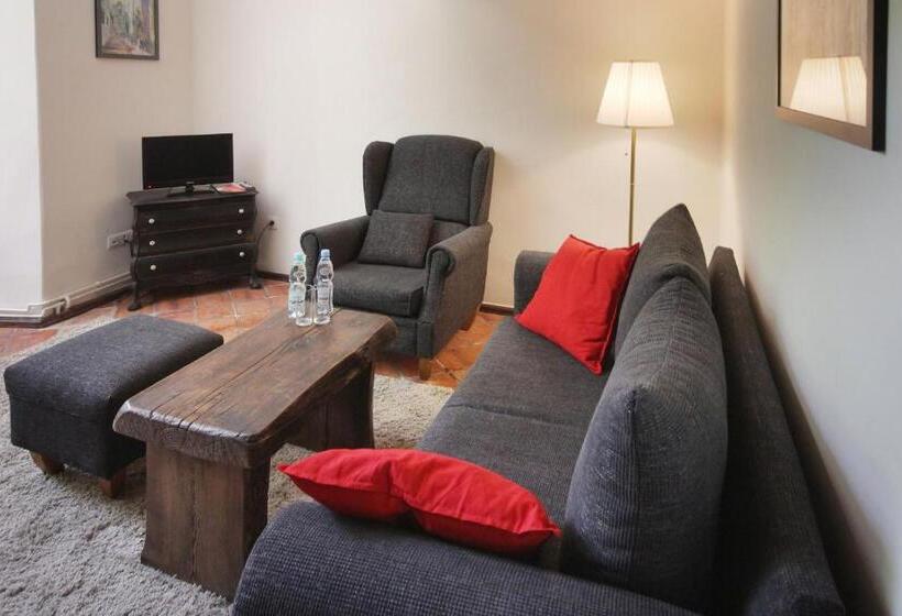 בית מלון כפרי Zamek Reszel