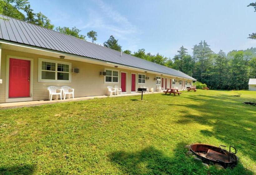 The Villager Motel