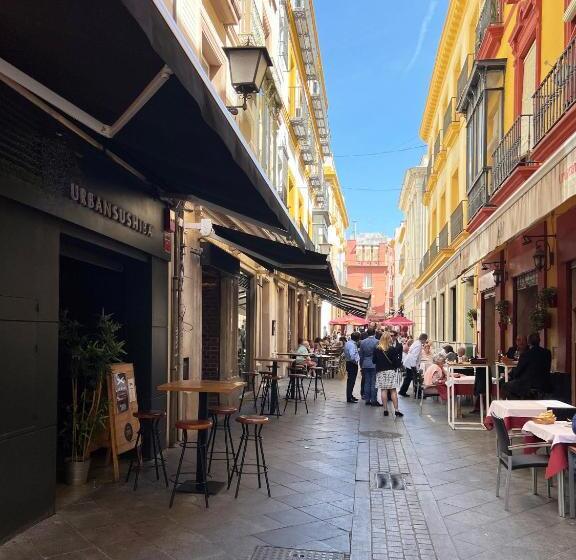 تختخواب و صبحانه Atico Catedral   Aloha Sevilla